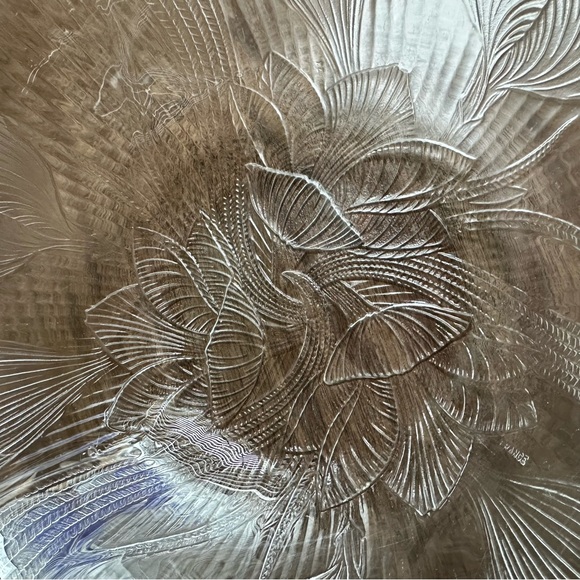 Vintage Arcoroc Canterbury 9” Bowl - Crystal Crocus Serving Bowl Floral Glass - Picture 4 of 11